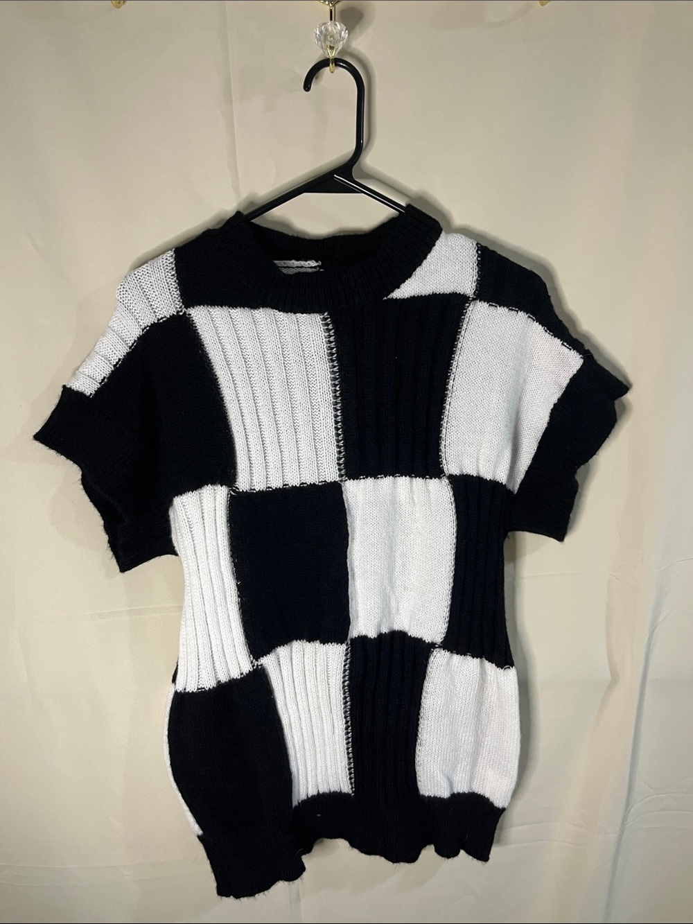 SHEIN Black & White Checker Knit Short Sleeve Pullover